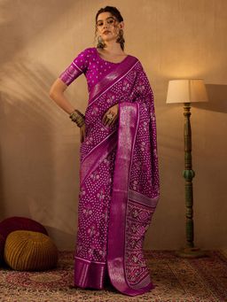 Sareemall - Womens Silk Blend Magenta Printed Designer Saree with Unstitched Blouse