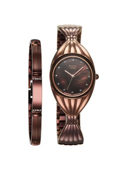 Titan - Women Brown Round Dial Analog Watch with Bracelet - 95254QM01F (M)