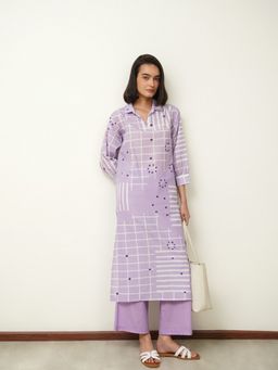 Pink Fort - Pure Cotton Regular Three-Quarter Sleeve Collar Neck Kurta and Pant