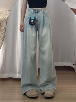 SYKON - Light-Colored Wide-Leg Jeans for Women