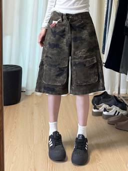 SYKON - Camouflage Washed Distressed Crease Denim Shorts
