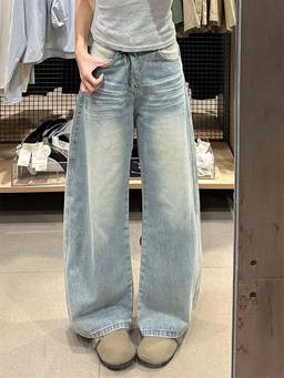 SYKON - Retro Washed Cutaway Pocket Embroidered Jeans