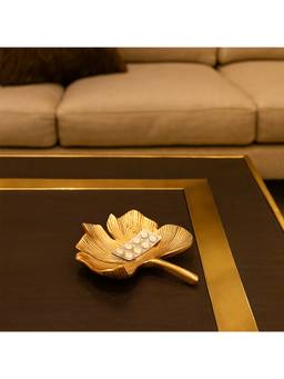 Voncasa - Aluminium Golden Colour Decorative Platter
