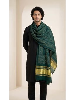 MUFFLY - Men Green Bandhani Inspired Gaji Art Silk Dupatta