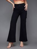 Black color option, Currently selected