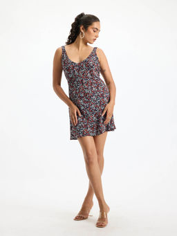Virgio - Huda Soft Flowy Garden Gala Viscose Dress