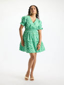 Green color option, Sold out, Currently selected
