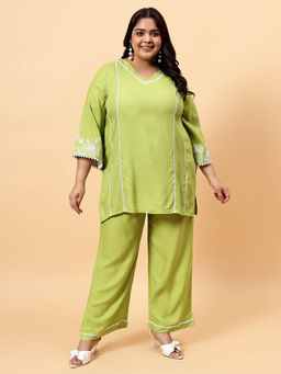 Bani Women - Green Embroidered Co-Ord (Set of 2)