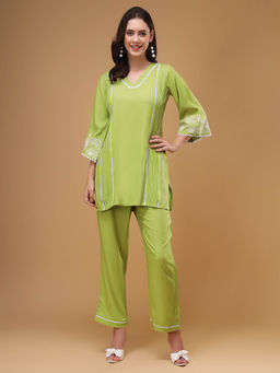 Bani Women - Green Embroidered Co-Ord (Set of 2)