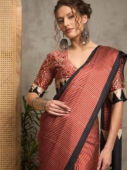 Akhilam - Women Maroon Crepe Saree with Unstitched Blouse