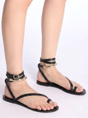 Black color option, Sold out, Currently selected