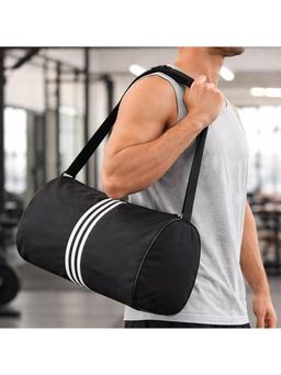 Strutt - White Stripe Gym Duffle Bag (M)