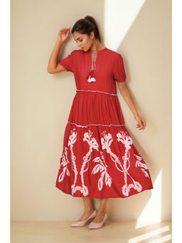 Dora Dori - Floral Printed Fit and Flare Rayon Dress