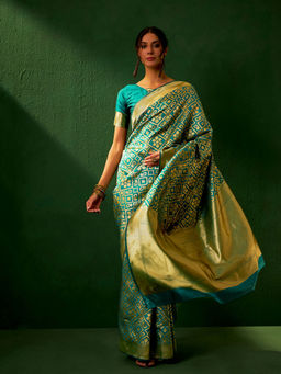 Suha - Ethnic Green Saree with Unstitched Blouse