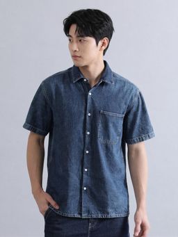 Bene Kleed - Men Spread Collar Boxy Denim Shirt