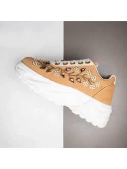 RETTROSE - Tan Kesar Embellished Sneakers