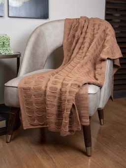 IAAH - Brown Eye Lash Weave Throw