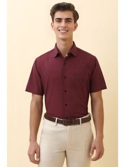 Allen Solly - Men Maroon Textured Half Sleeves Formal Shirt
