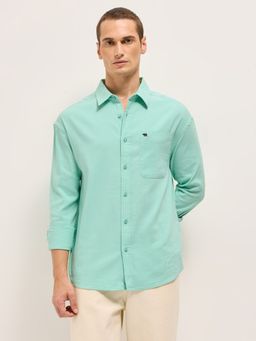 The Bear House - Mens Green Relaxed Fit Solid Woven Casual Shirt