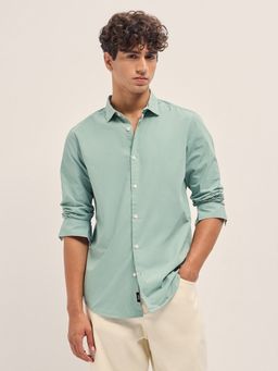 The Bear House - Mens Green Slim Fit Solid Cotton Woven Casual Shirt