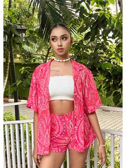 Shubh Shree Studio - Pink Candy Crush Shirt With Inner And Shorts