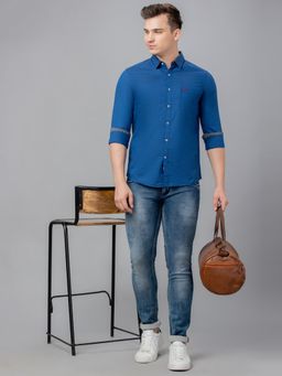 Globus - Men Navy Solid Cotton Regular Fit Casual Shirt