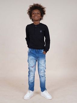 KiddoPanti - Black Solid Henley Neck T-Shirt and Patch Jeans with Text Print (Set of 2)