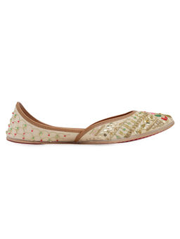NR by Nidhi Rathi - Gold-Toned Hand-Embroidered Fabric Ethnic Juttis