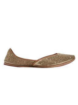 NR by Nidhi Rathi - Gold-Toned Embellished and Embroidered Ethnic Juttis