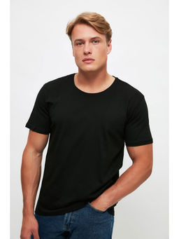 Trendyol - Man Black T-Shirt