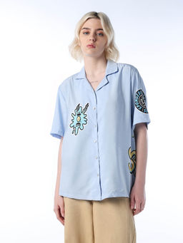 ONLY - Women's Graphic Oversized Fit Blue Shirt