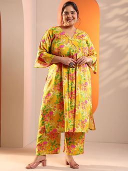 Extra love by Libas - Women Plus Size Yellow Floral Kurta with Pant