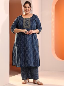 Extra love by Libas - Women Plus Size Navy Blue Printed Kurta with Pant
