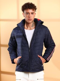 Campus Sutra - Men'S Dark Blue Quilted Puffer Jacket with Contrast Striped Sleeve