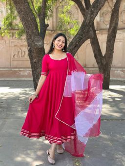 Gahan - Womens Viscose Rayon Anarkali Solid Kurta with Pant & Dupatta-Pink