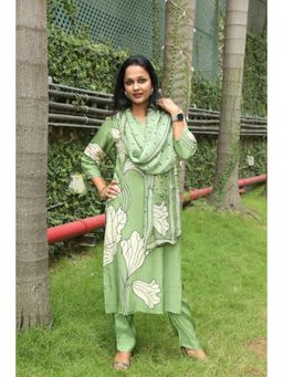Gahan - Womens Viscose Rayon Straight Floral Kurta with Pant & Dupatta-Green