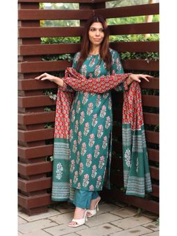 Gahan - Womens Viscose Rayon Straight Floral Kurta with Pant & Dupatta-Green