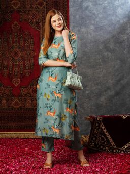 Gahan - Womens Viscose Rayon Straight Animal Print Kurta with Pant -Green