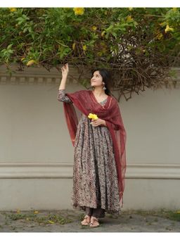 Gahan - Womens Viscose Rayon Anarkali Printed Kurta with Pant & Dupatta-Grey