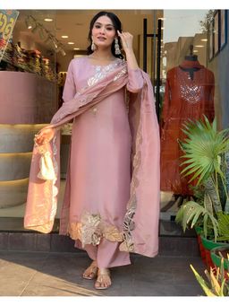 Gahan - Womens Viscose Rayon Straight Solid Kurta with Pant & Dupatta-Mauve