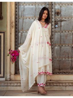 Gahan - Womens Viscose Rayon Anarkali Embroidered Kurta with Pant & Dupatta-Cream