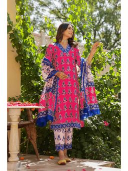 Gahan - Womens Viscose Rayon Straight Floral Kurta with Pant & Dupatta-Pink