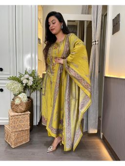 Gahan - Womens Viscose Rayon Straight Floral Kurta with Pant & Dupatta-Green