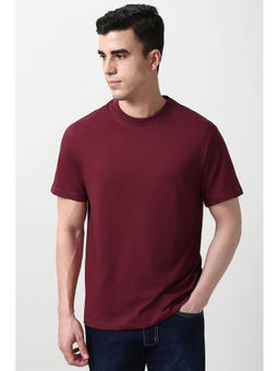 Peter England - Men Maroon Solid Crew Neck T-shirt