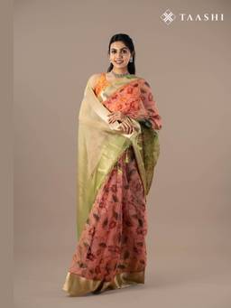 Taashi - Coral Confined Saree