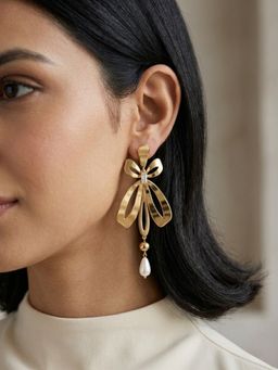 RUNORAA - The Sophia Gold Bow Drop Earrings