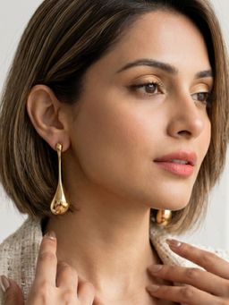 RUNORAA - Golden Torrent Tear Drop Earrings
