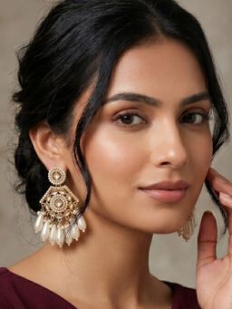 RUNORAA - The Ivory Nizami Drop Earrings