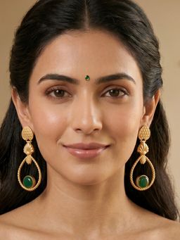 RUNORAA - The Queens Coral Drop Earrings