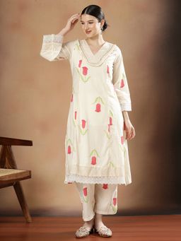 STYLEBAAZI - Women Pure Cotton Red Floral Kurta with Pant